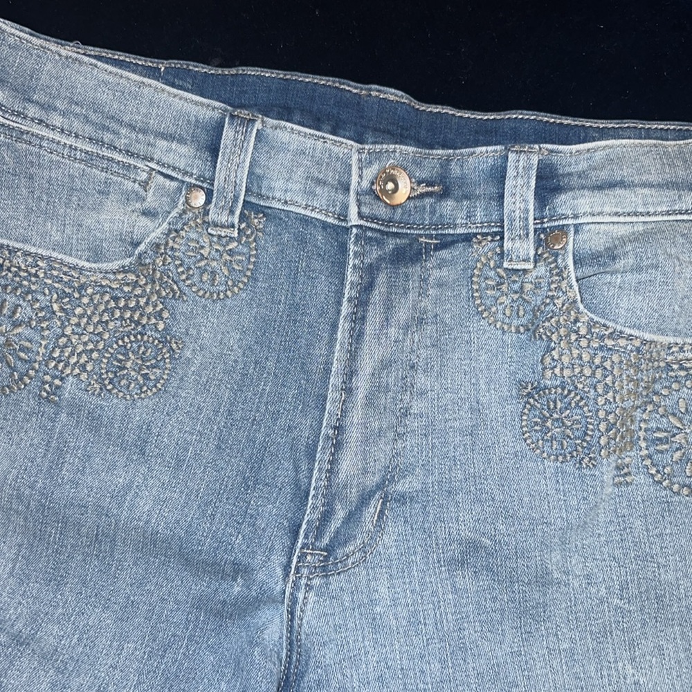 Calvin Klein Shorts - Picture 3 of 6